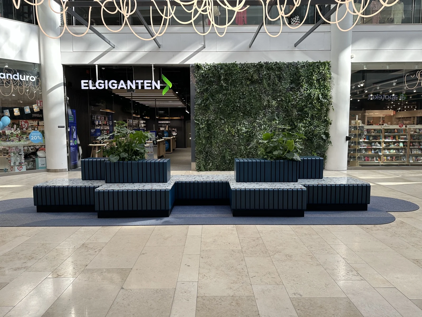 Lounge areas that enhance the experience