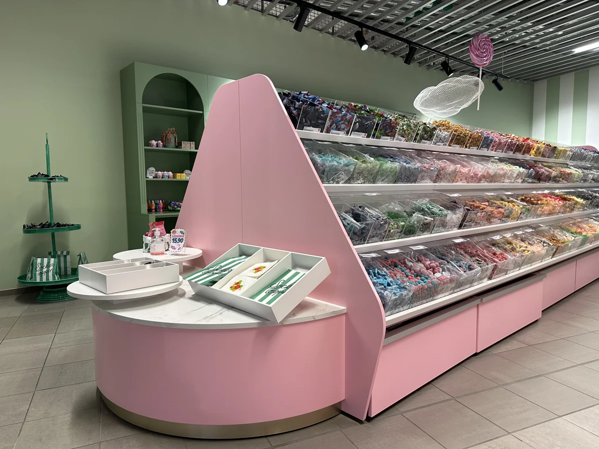 Godisbutiksinredning från vår produktion